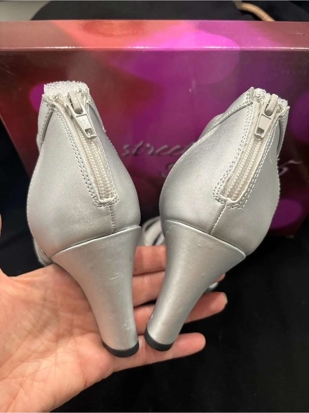EASY STREET ALIVE AT 5 Womens Silver Rhinestone T-Strap Dress Heeled Sandal 10
